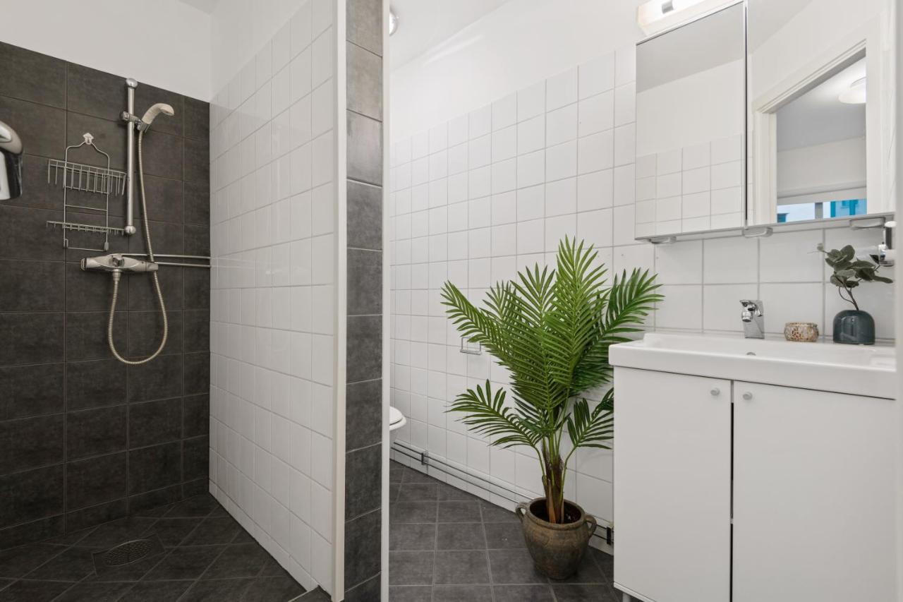 Nordic Host - Center 2 Bed / 2 Bath - Skippergata - 3 Minutes From Station